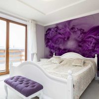 une variante de belle décoration murale dans les locaux de la photo