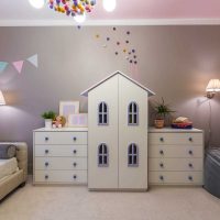 idée d’un intérieur inhabituel d’une chambre d’enfant pour une fille photo
