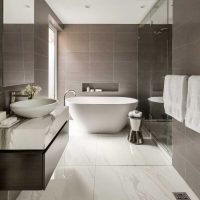 version du style moderne de la salle de bain 2017 photo