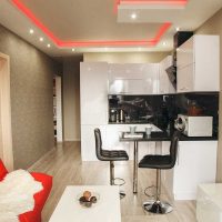 Un exemple de salon de style lumineux photo de 25 m²