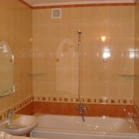 version du style lumineux de la salle de bain à Khrouchtchev
