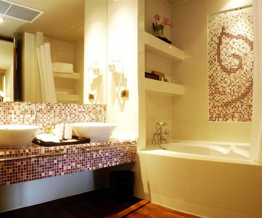 La idea de un interior de baño moderno de 6 m2.
