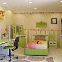 l’idée d’un beau style de chambre d’enfant pour une photo de fille