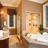 l'idée d'une combinaison lumineuse de beige à l'intérieur de la pièce
