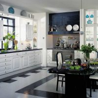 Un exemple de design de cuisine lumineuse de 9 m²