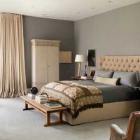variante d'une combinaison intéressante de beige à l'intérieur de la photo de la pièce