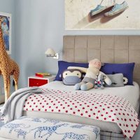 version de l'intérieur insolite d'une chambre d'enfant pour fille photo de 12 m²