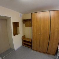 variante d'un beau décor d'une petite pièce de dortoir