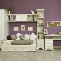 l'idée d'un beau style d'une chambre pour une fille dans un style photo moderne