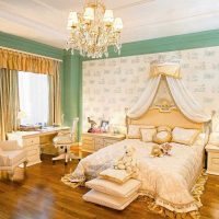 exemple d'utilisation du style russe dans une belle photo de décor d'appartement