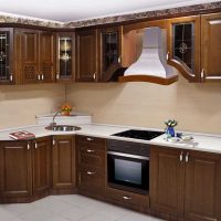 un exemple d’intérieur lumineux de cuisine de 9 m²