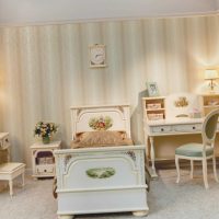 version d'un décor lumineux pour une chambre d'enfants pour deux filles photo