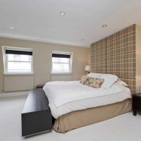 variante d'application de couleur beige intéressante dans le style du vêtement