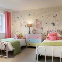 version du bel intérieur d'une chambre d'enfants pour deux filles photo