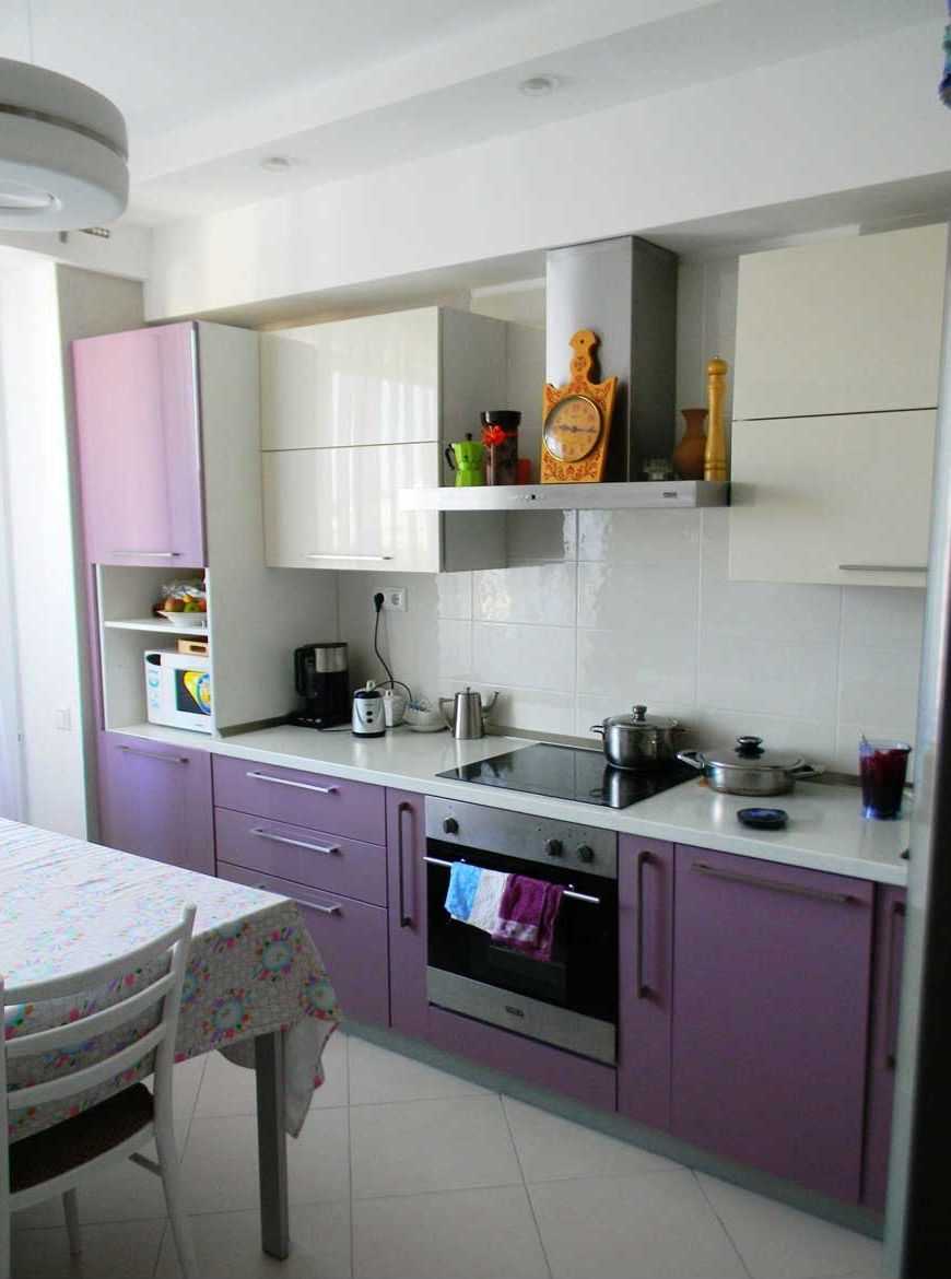 idée d'une cuisine de style lumineux de 8 m2