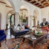 l'idée d'un bel appartement de style dans une photo de style romantique