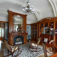 version de l'intérieur insolite de l'appartement dans la photo de style roman