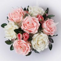 Variante d'application de la suite de conception dans un design lumineux pour une femme