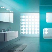 cas d'utilisation de couleur bleu vif dans la conception de la photo de la maison