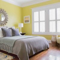 idée d'un style lumineux d'une chambre pour une fille dans une image de style moderne