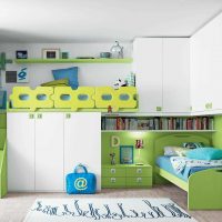 variante d'un décor lumineux pour une chambre d'enfant pour une fille 12 m² photo