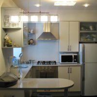 petite cuisine design avec bar