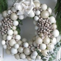 Guirlande de Noël de boules de Noël