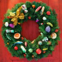 Guirlande de Noël avec des décorations de Noël