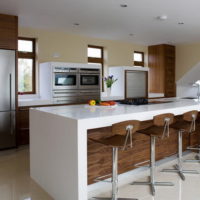 bar et chaises pour la cuisine