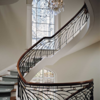 riche design d'escalier dans la maison