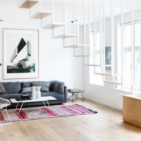 escaliers design à l'intérieur de la maison