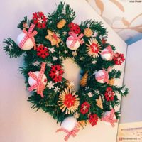 un exemple d'utilisation d'un décor inhabituel d'une guirlande de Noël avec votre propre image de la main