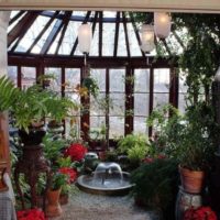 l'idée d'utiliser des idées lumineuses pour décorer une photo de jardin d'hiver