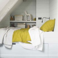 idée d’un décor lumineux pour une chambre d’enfant pour une fille photo
