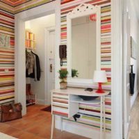 idée d'un bel intérieur d'un petit couloir photo