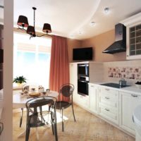 Un exemple de design de cuisine lumineuse photo de 12 m²