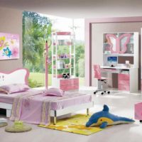 exemple d’un beau décor pour une chambre d’enfant pour une fille photo