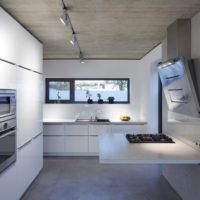 design confortable cuisine hi-tech