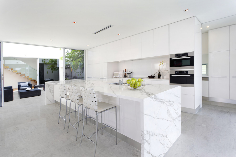 cuisine high-tech blanche