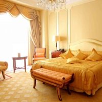 une option permettant d'utiliser une couleur jaune inhabituelle à l'intérieur de la photo de la pièce
