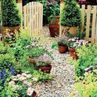 la idea de aplicar hermosos cuadros de senderos de jardín