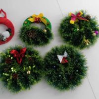 version de bricolage de la belle conception d'une guirlande de Noël