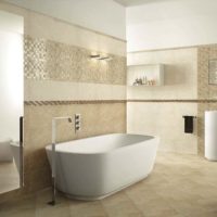 option de pose de carreaux inhabituels dans la salle de bain