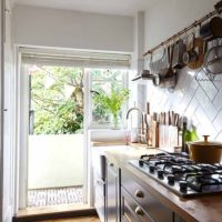 cuisine combinée avec un balcon idées