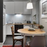 cuisine combinée avec un balcon intérieur