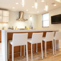comptoir de bar pratique pour la cuisine