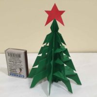 possibilité de créer un beau sapin de Noël en carton vous-même photo