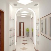 l'idée d'un beau décor du couloir dans une maison privée photo