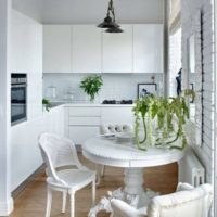 intérieur d'un petit décor de cuisine