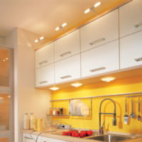 intérieur d'une petite cuisine